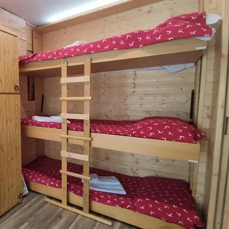 Apartment Casa Cristallo Sci Ai Piedi *
